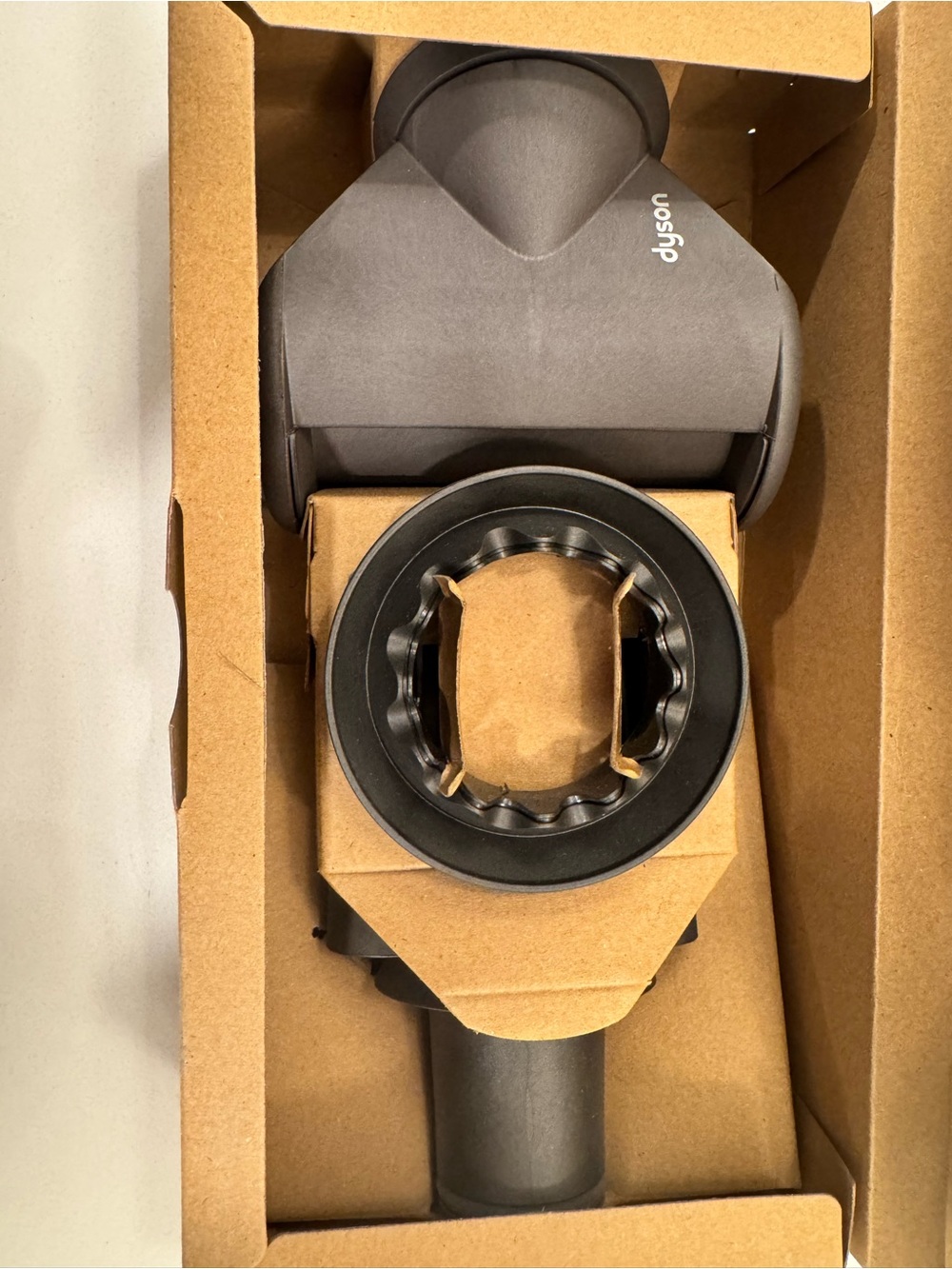 Dyson Supersonic Hair Dryer 3-Piece Attachment Set NEW in Box - Picture 2 of 3